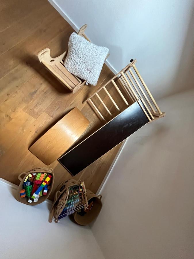 "Stone'S Throw" Krumlov 5 Min By Car, Lipno 15 Min By Car, 2 Bdrooms,Playroom Kájov المظهر الخارجي الصورة
